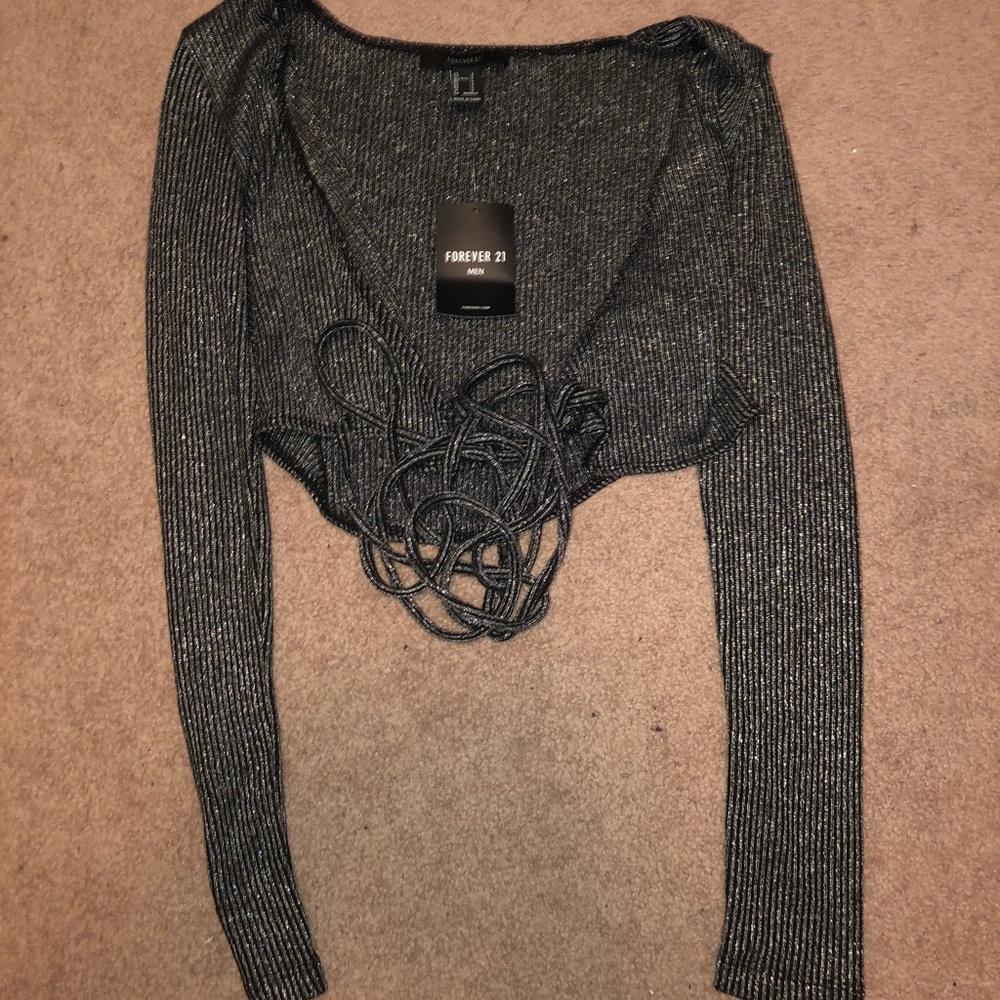 Forever 21 Black/Silver Metallic Crop Top - Picture 2 of 4
